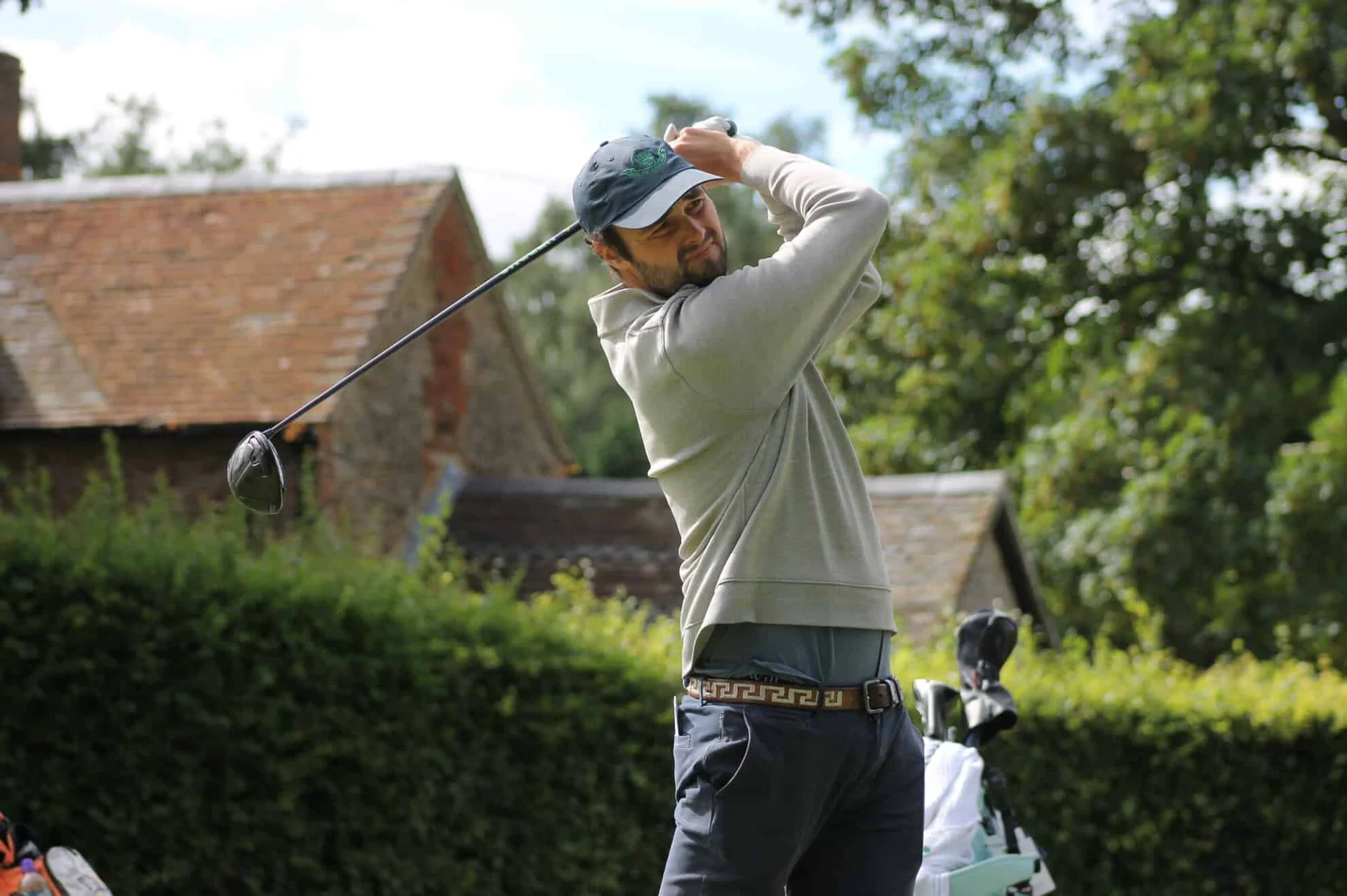 We support and develop competitive amateur golf
