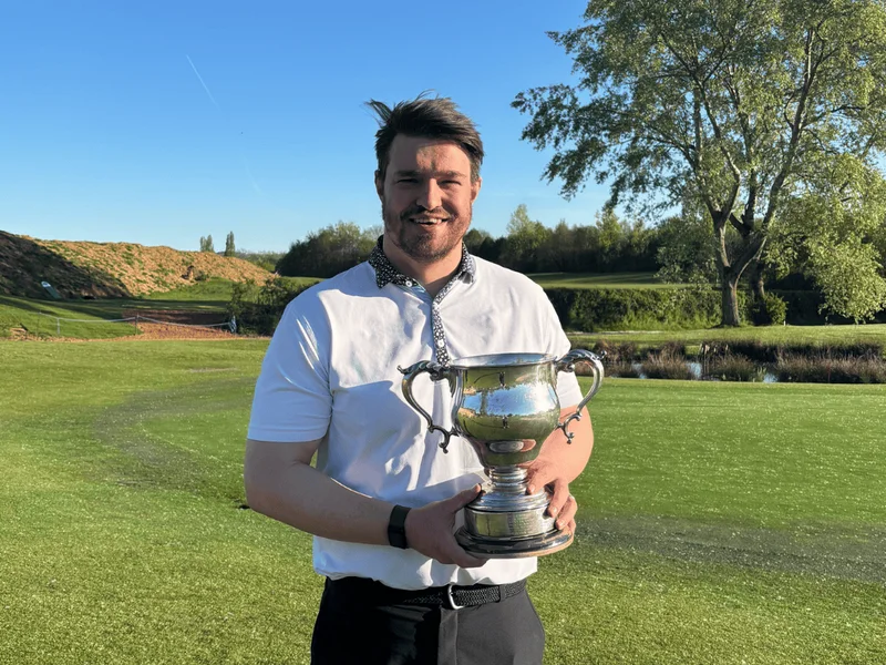 Chris is crowned Champion!
