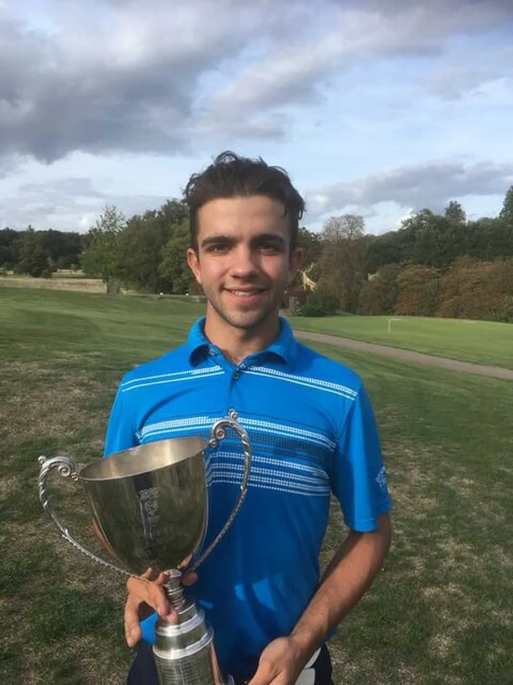 Oscar Fuentes wins Junior Order of Merit