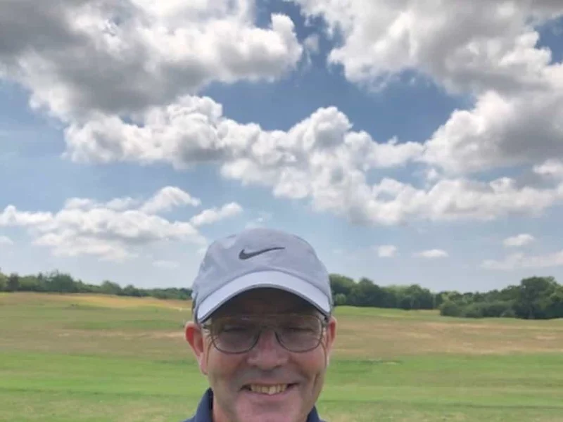 David wins first Senior Series event